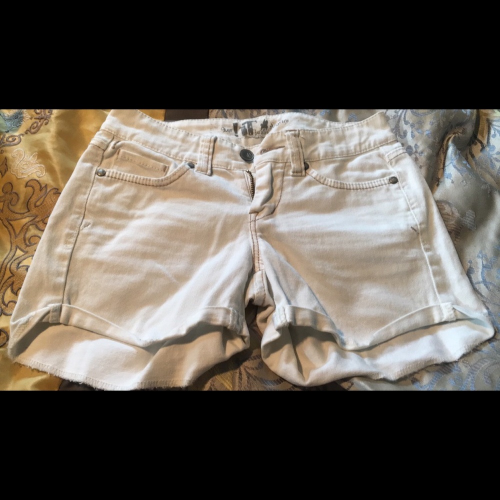 I.T white jean shorts!